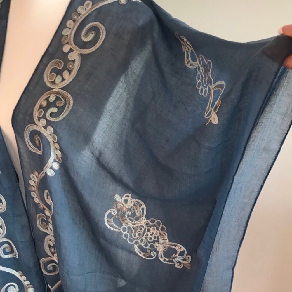 Last 1! 🔥HP!!🔥 Blue with Silver/Blue Kimono - Picture 6 of 8